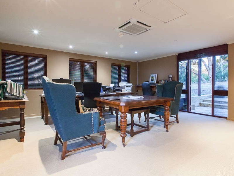 30 Grange Crescent, Gooseberry Hill WA 6076