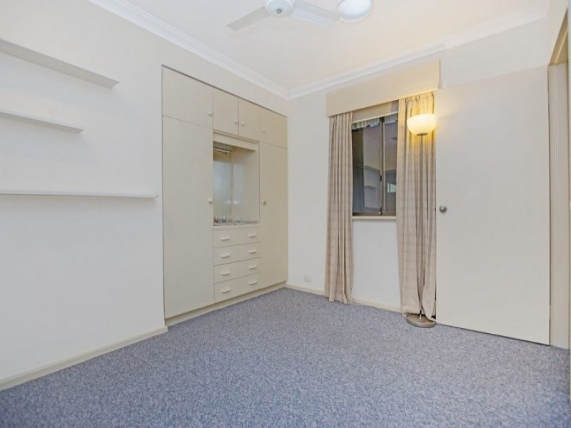 25 Hadley Gardens, Kardinya WA 6163