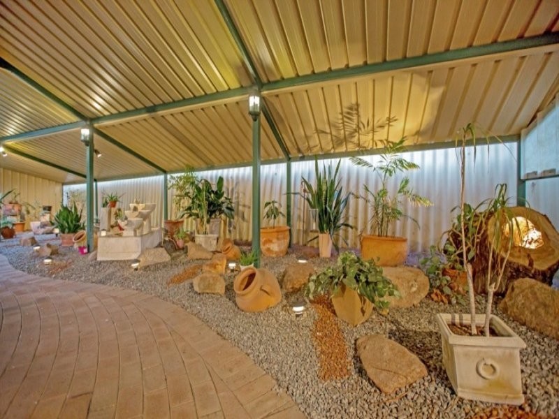 25 Hadley Gardens, Kardinya WA 6163