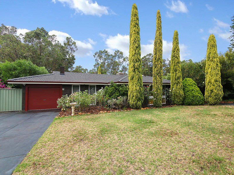 34 Heslop Road, Lesmurdie WA 6076