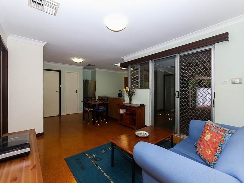 34 Heslop Road, Lesmurdie WA 6076