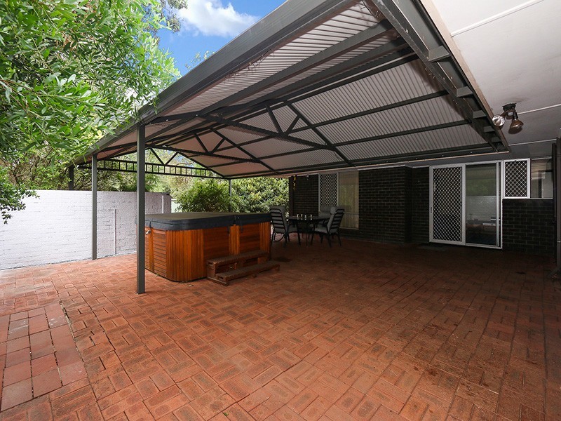 34 Heslop Road, Lesmurdie WA 6076