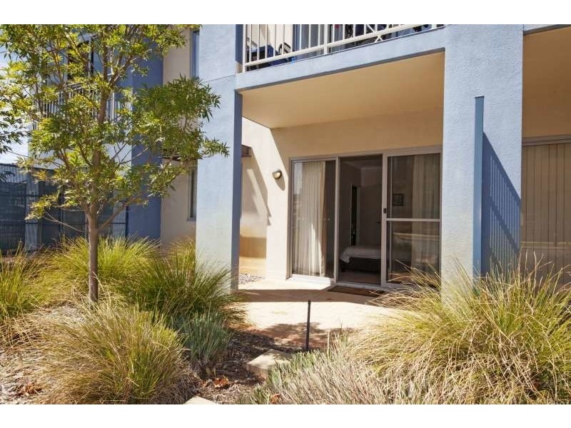 3/6 Ibera Way, Success WA 6164