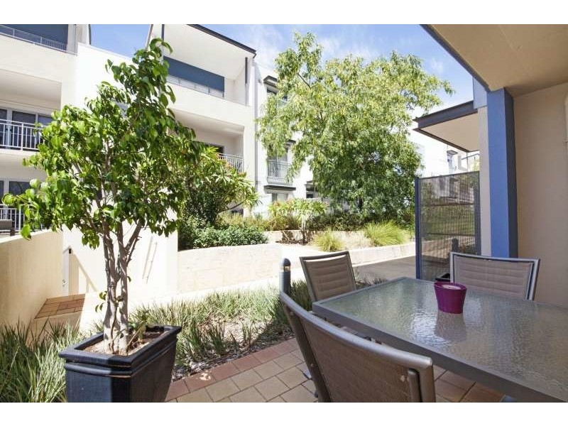 3/6 Ibera Way, Success WA 6164