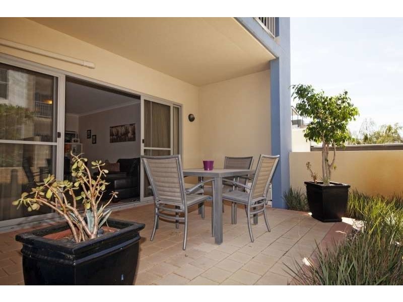 3/6 Ibera Way, Success WA 6164