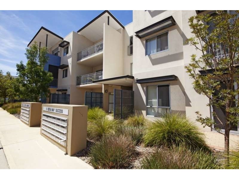 3/6 Ibera Way, Success WA 6164