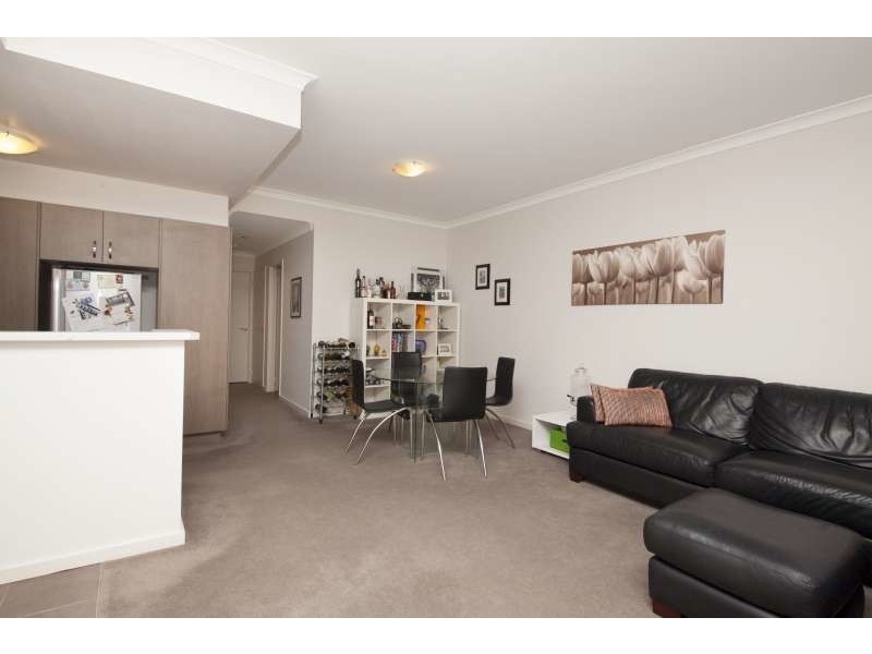 3/6 Ibera Way, Success WA 6164