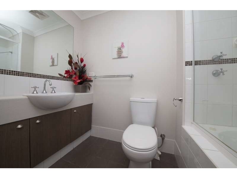 3/6 Ibera Way, Success WA 6164