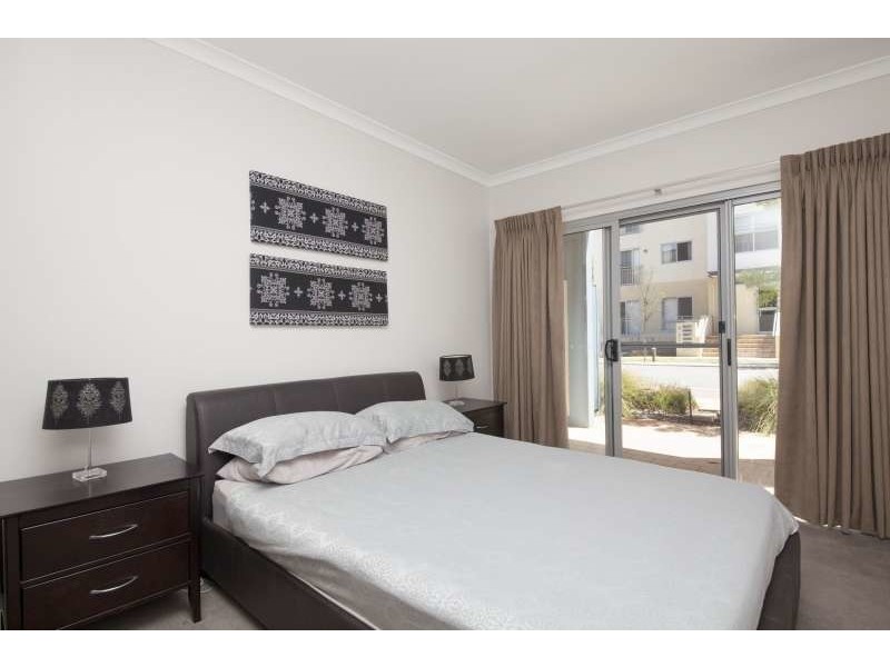 3/6 Ibera Way, Success WA 6164