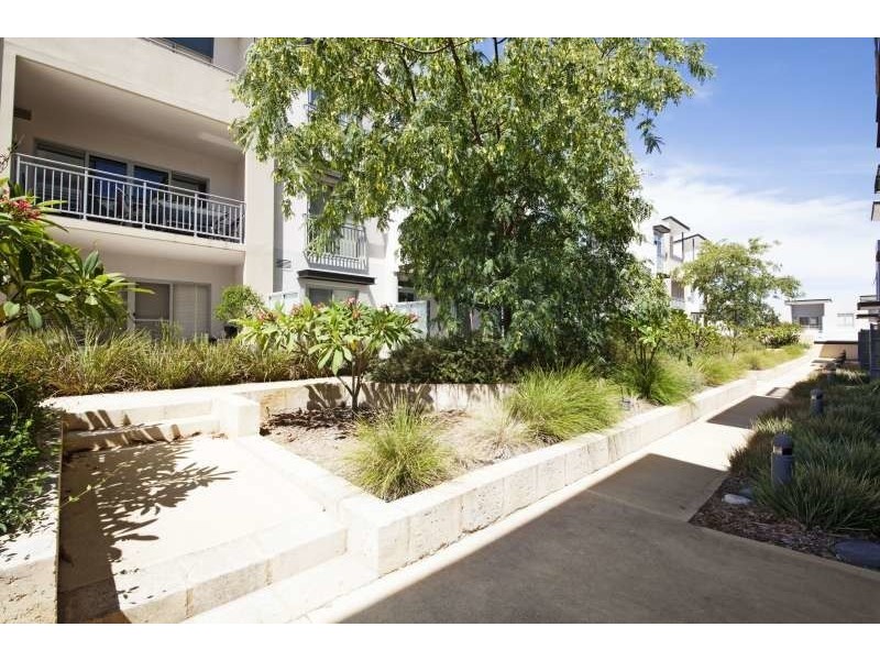 3/6 Ibera Way, Success WA 6164