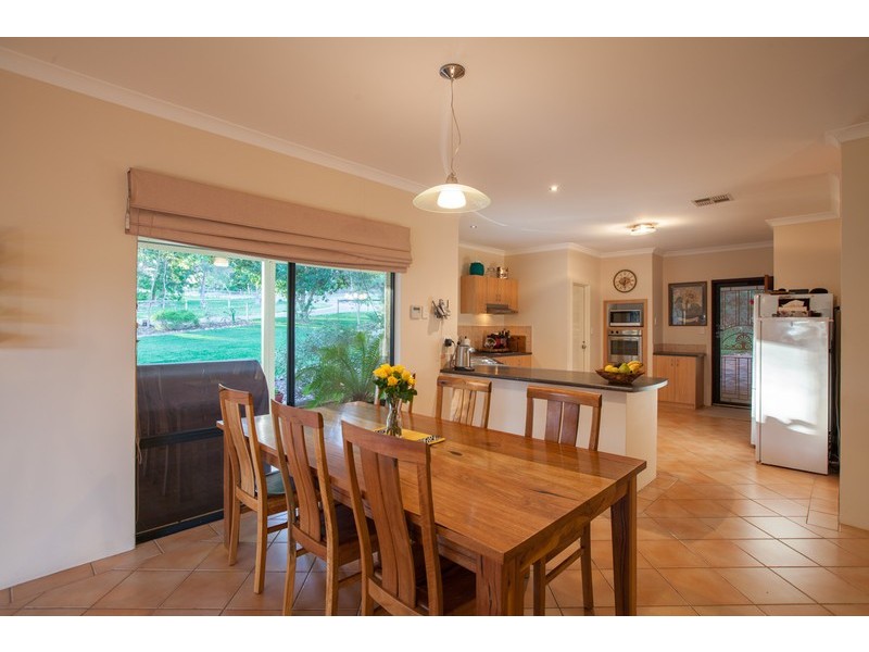 16 Tincombe Grove, Baldivis WA 6171