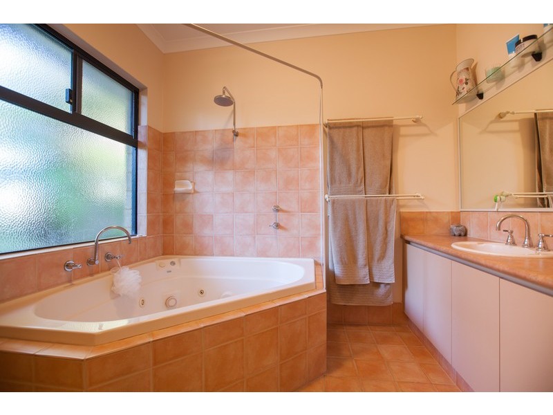 16 Tincombe Grove, Baldivis WA 6171