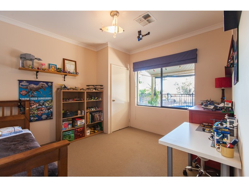16 Tincombe Grove, Baldivis WA 6171
