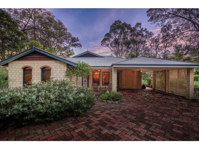 16 Tincombe Grove, Baldivis WA 6171
