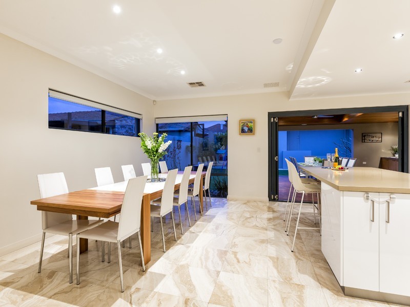 30 Leonora Street, Como WA 6152