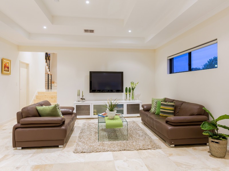 30 Leonora Street, Como WA 6152