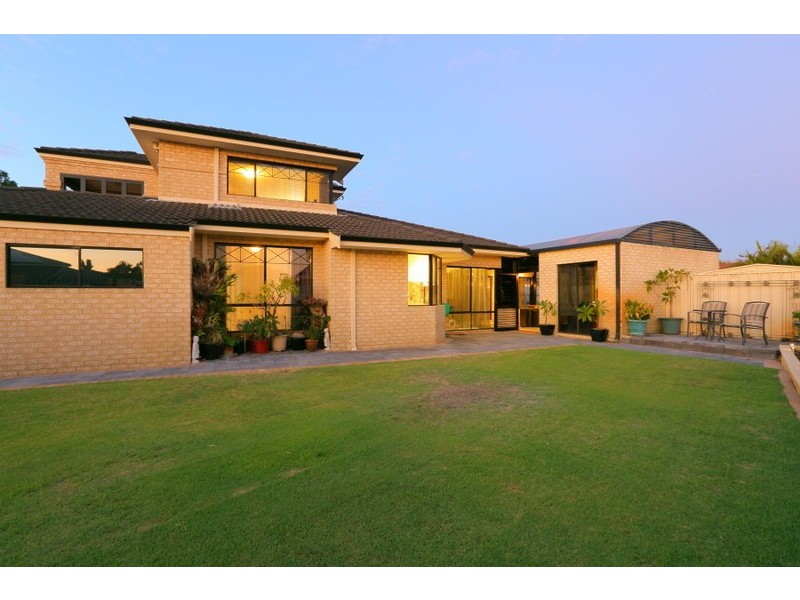 45 Welbeck Road, Canning Vale WA 6155
