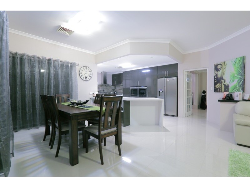 45 Welbeck Road, Canning Vale WA 6155