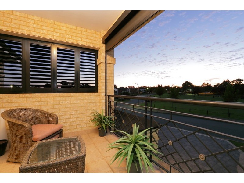 45 Welbeck Road, Canning Vale WA 6155