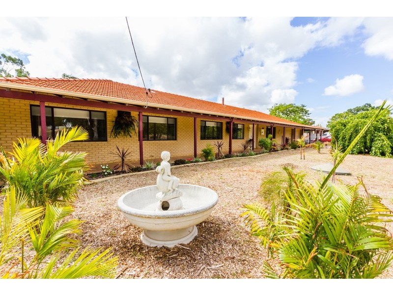 12 Battersea Road, Canning Vale WA 6155