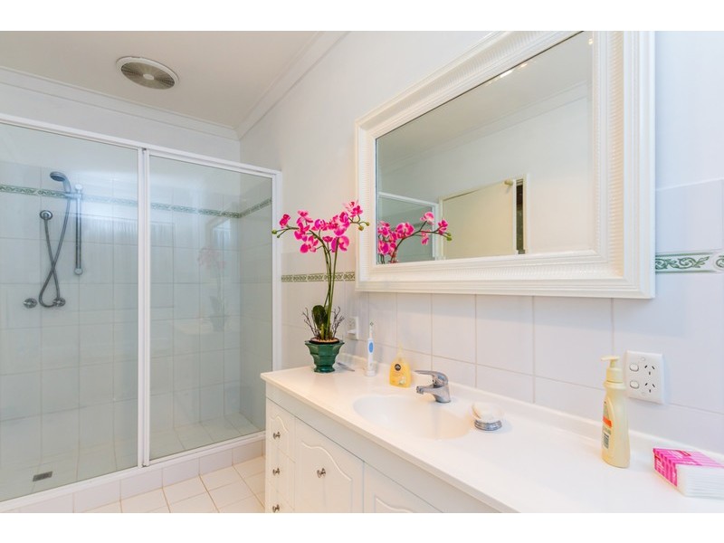 12 Battersea Road, Canning Vale WA 6155