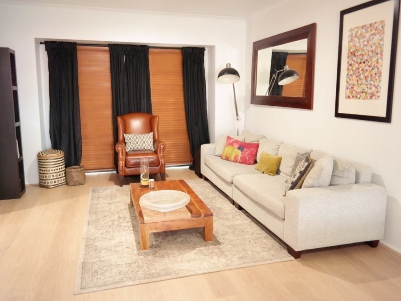 14 Pembrooke Lane, Canning Vale WA 6155