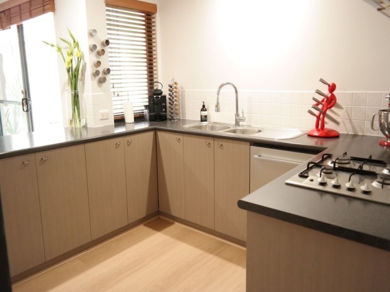 14 Pembrooke Lane, Canning Vale WA 6155