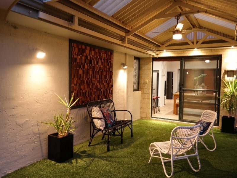 14 Pembrooke Lane, Canning Vale WA 6155