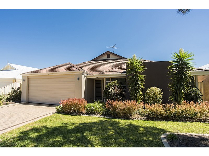 30 Jubata Gardens, Dudley Park WA 6210