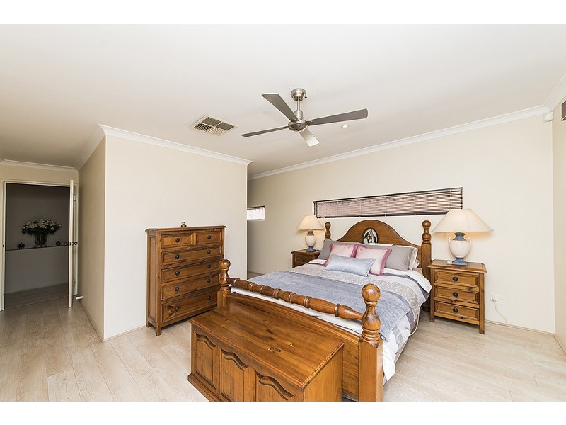 30 Jubata Gardens, Dudley Park WA 6210