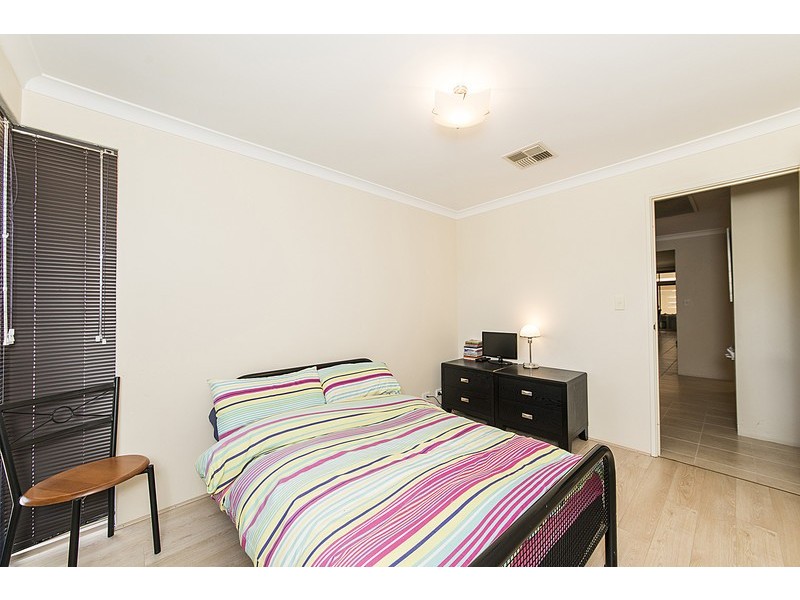 30 Jubata Gardens, Dudley Park WA 6210