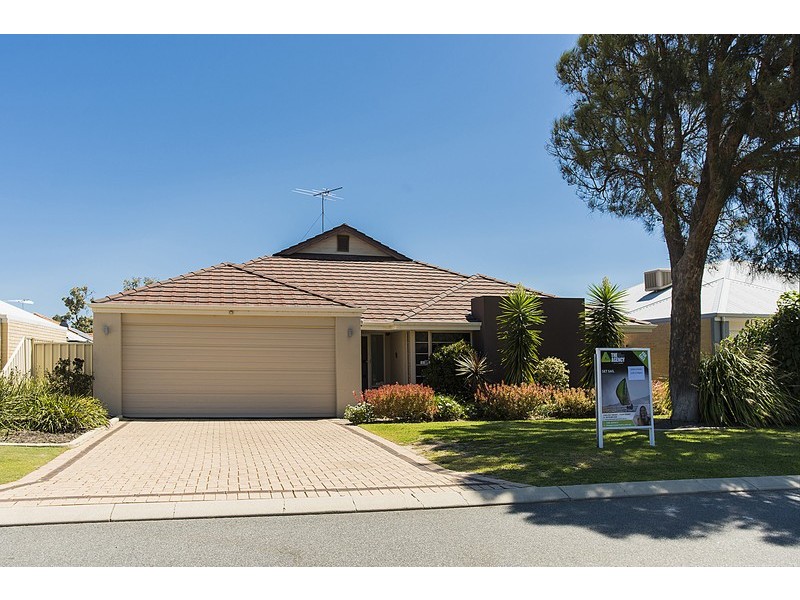 30 Jubata Gardens, Dudley Park WA 6210