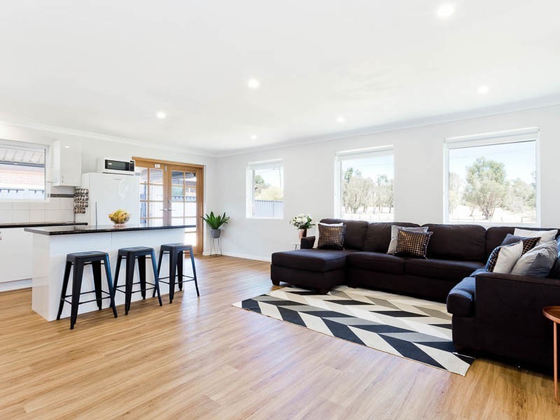 62 Queens Road, South Guildford WA 6055