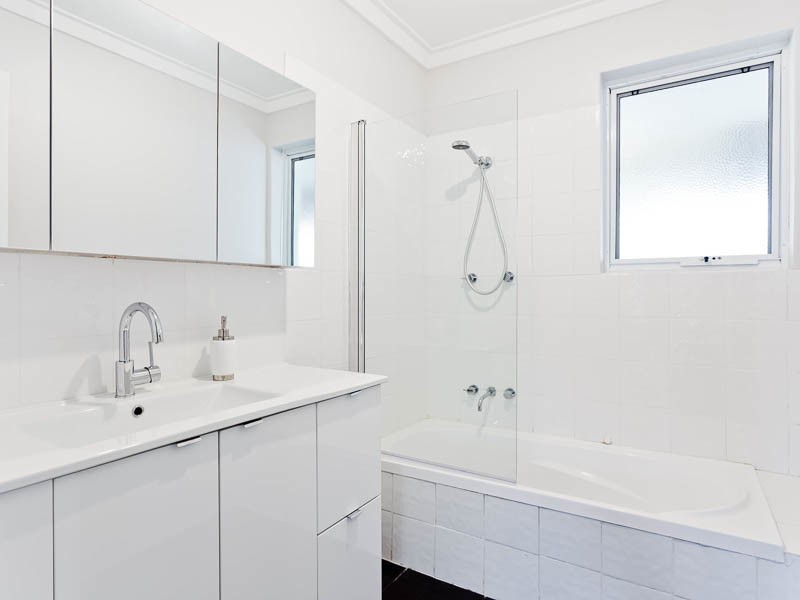 62 Queens Road, South Guildford WA 6055