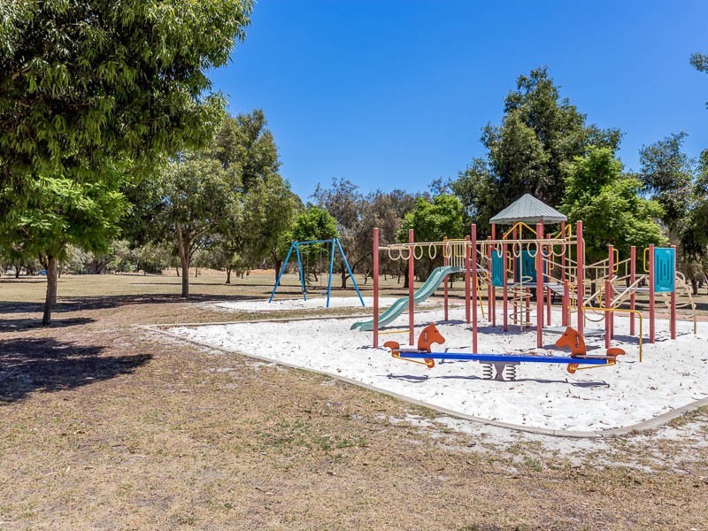 62 Queens Road, South Guildford WA 6055