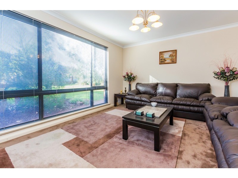 41 Battersea Road, Canning Vale WA 6155