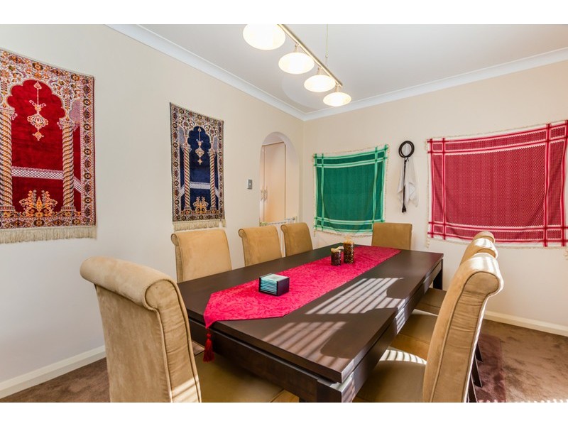 41 Battersea Road, Canning Vale WA 6155