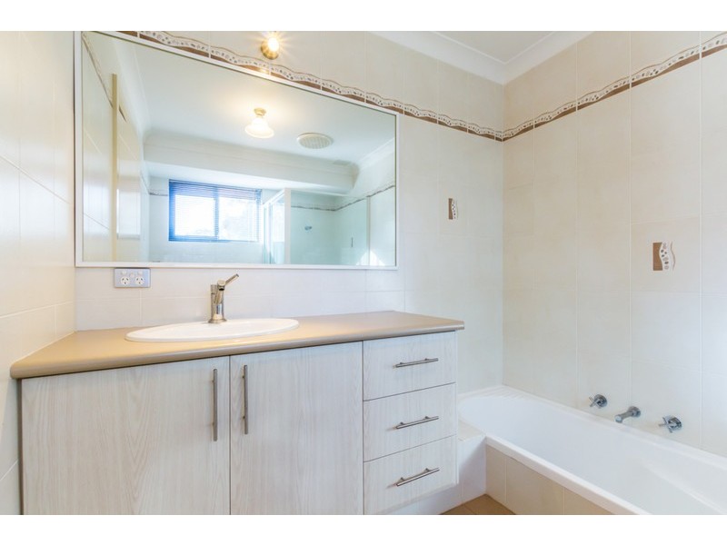 41 Battersea Road, Canning Vale WA 6155