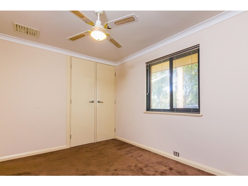 41 Battersea Road, Canning Vale WA 6155