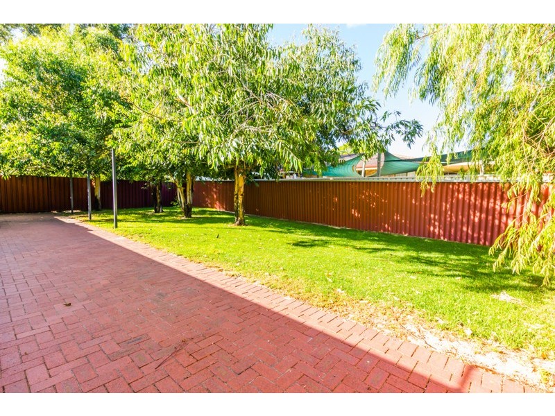 41 Battersea Road, Canning Vale WA 6155