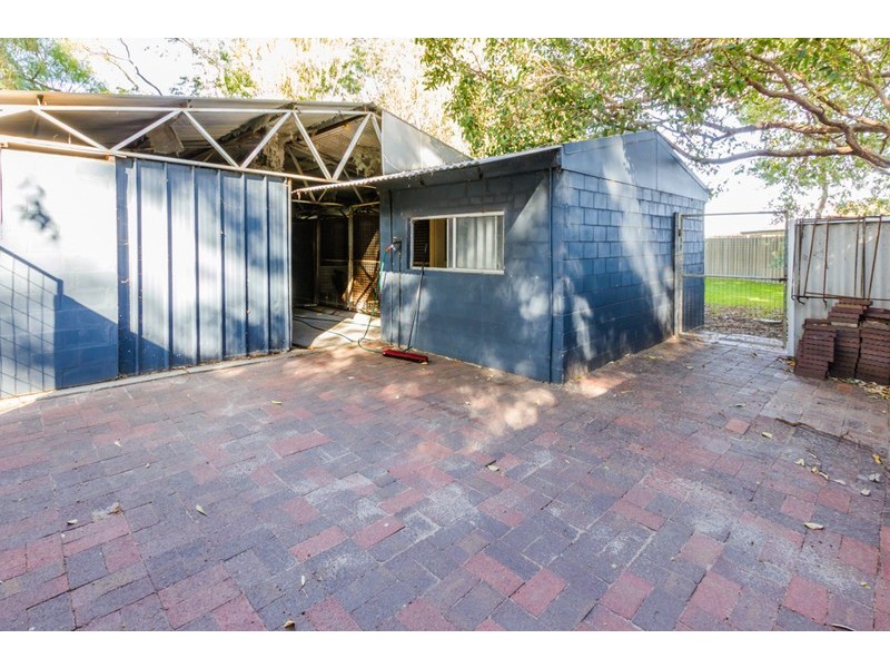 41 Battersea Road, Canning Vale WA 6155