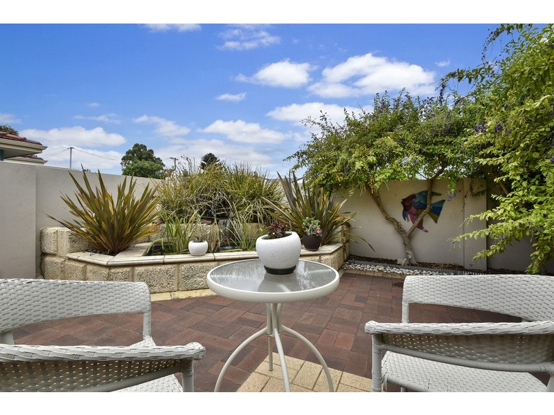 43 Sillmon Way, Duncraig WA 6023