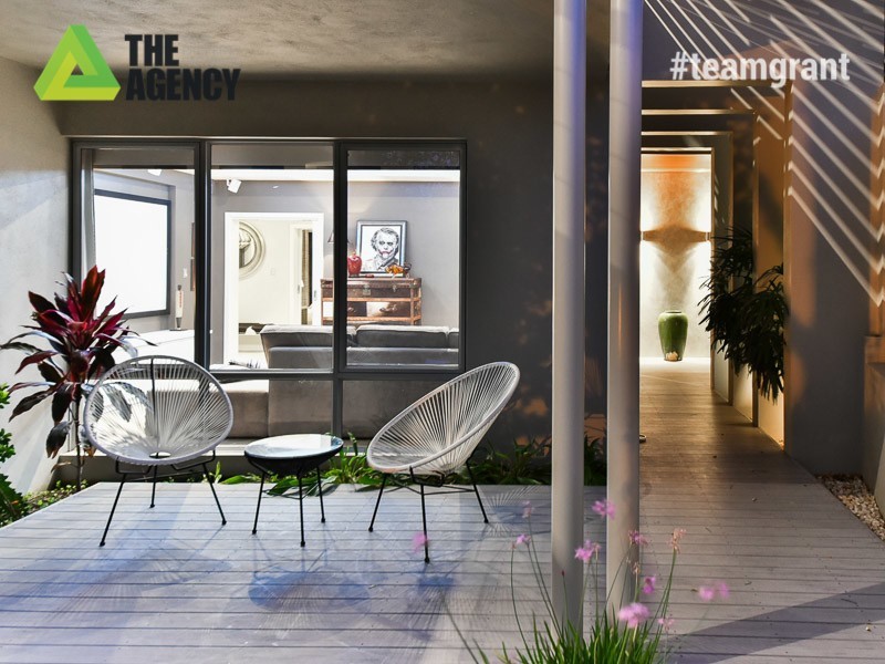 5 Tuart Lane, Applecross WA 6153