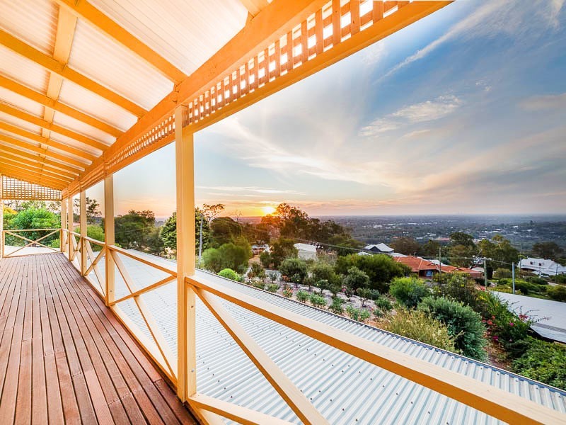 6 Narrik Court, Kelmscott WA 6111