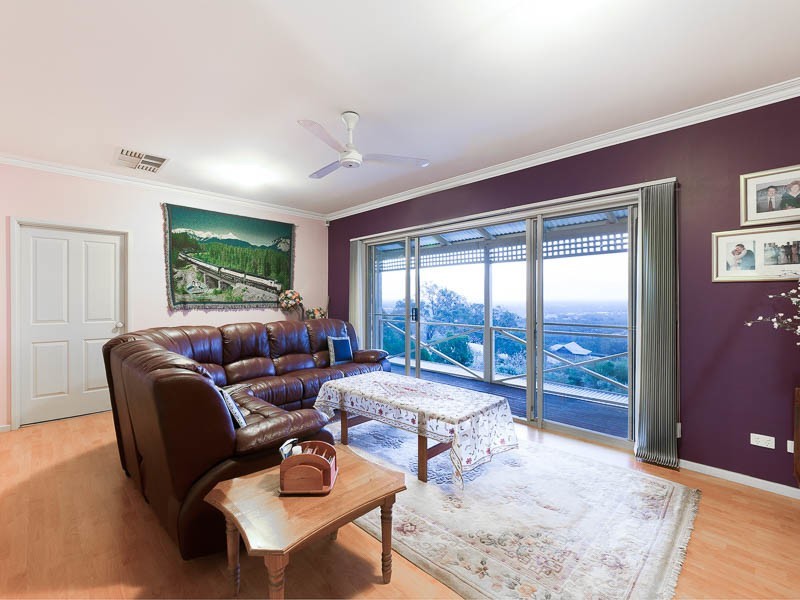 6 Narrik Court, Kelmscott WA 6111