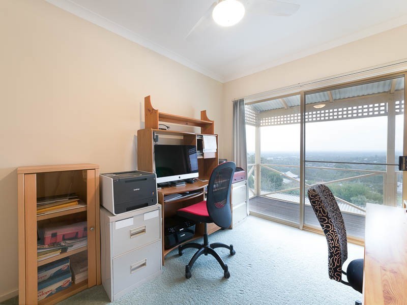 6 Narrik Court, Kelmscott WA 6111
