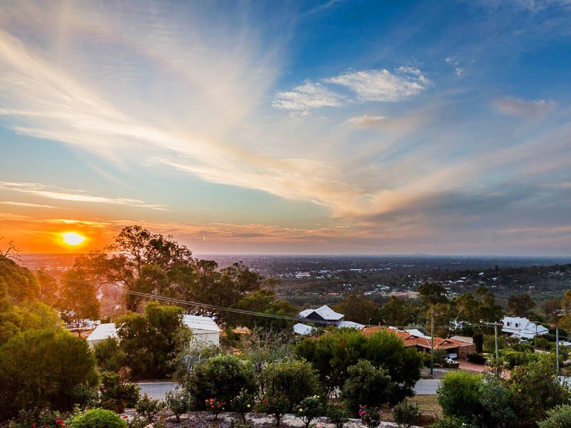 6 Narrik Court, Kelmscott WA 6111