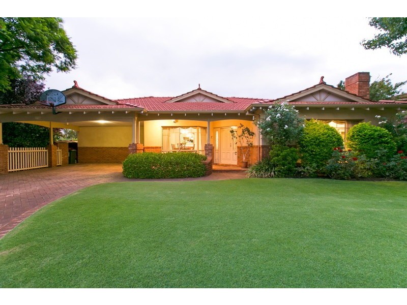 20 Templetonia Retreat, Canning Vale WA 6155