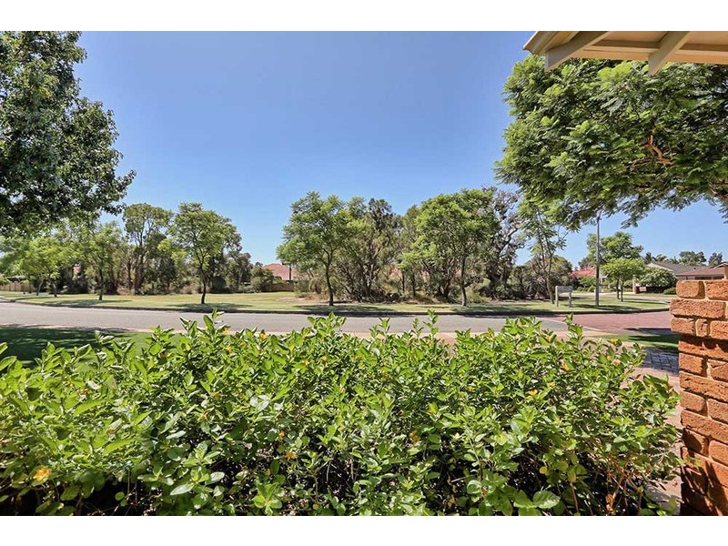 20 Templetonia Retreat, Canning Vale WA 6155