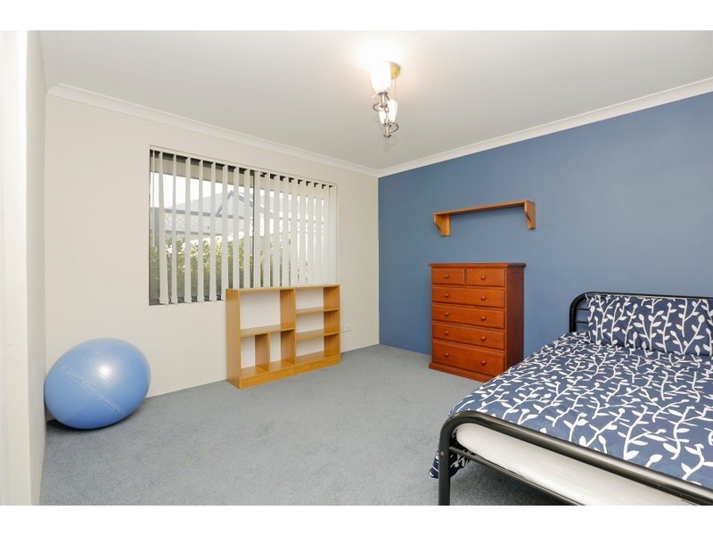 4 Becher Avenue, Canning Vale WA 6155